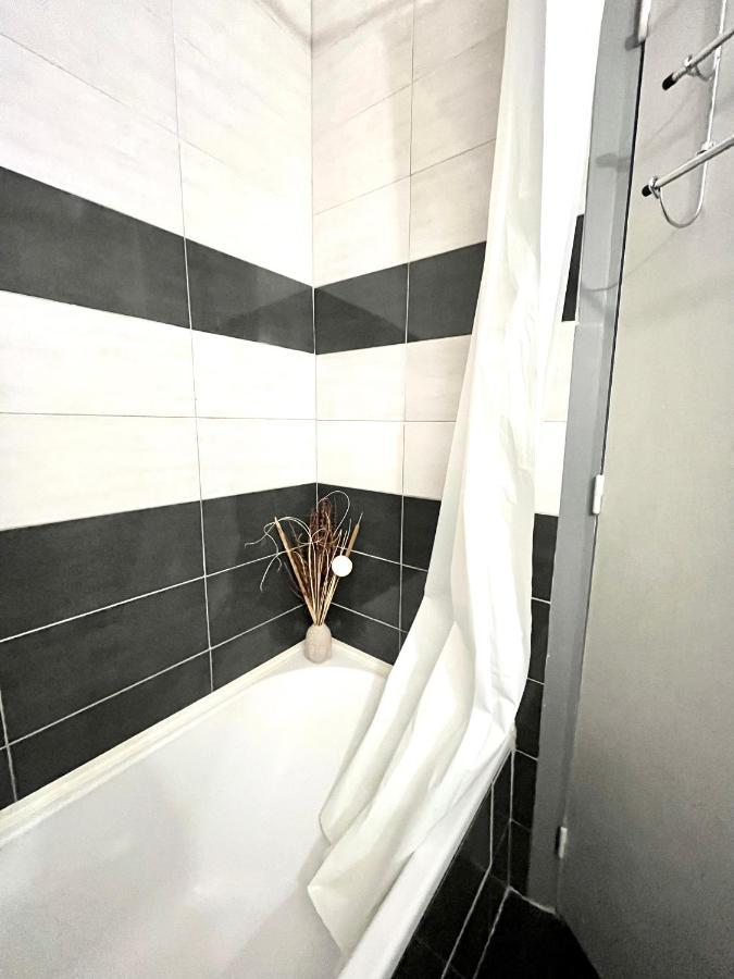 Antibes Home 2P 50M2 With Ac & Free Parking & 2 Balconies 외부 사진